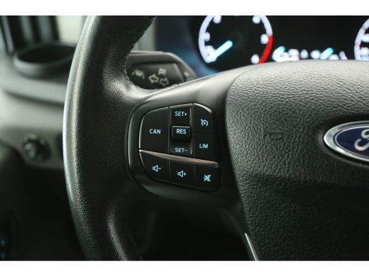 Ford Transit 2.0 TDCI 185PK L3H2 | DC | 7-zits | Airco | Cruise | Camera | Carplay | Trekh. | Parkeersens. ActivLease financial lease