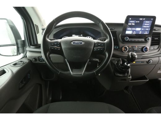 Ford Transit 2.0 TDCI 185PK L3H2 | DC | 7-zits | Airco | Cruise | Camera | Carplay | Trekh. | Parkeersens. ActivLease financial lease