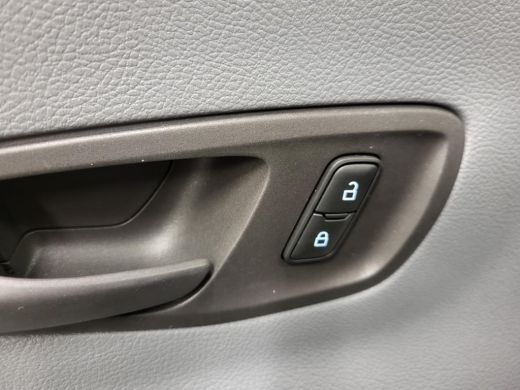 Ford Transit 2.0TDCI L2/H2 Imperiaal Trekhaak Euro 6! ActivLease financial lease