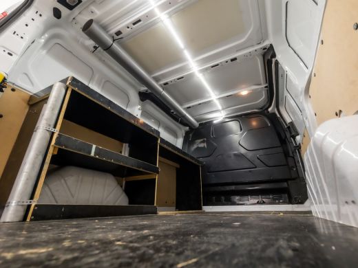Ford Transit Custom 270 2.0 TDCI L1H1 (AIRCO, 3 ZITPLAATSEN, BLUETOOTH, SPORTSTOELEN, TREKHAAK, NIEUWE APK, NIEUWSTAAT) ActivLease financial lease