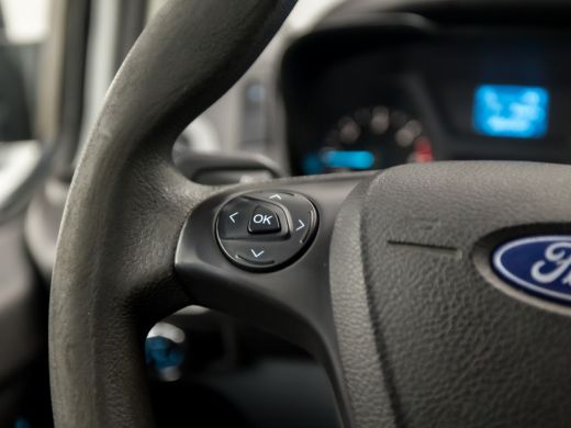 Ford Transit Custom 270 2.0 TDCI L1H1 (AIRCO, 3 ZITPLAATSEN, BLUETOOTH, SPORTSTOELEN, TREKHAAK, NIEUWE APK, NIEUWSTAAT) ActivLease financial lease