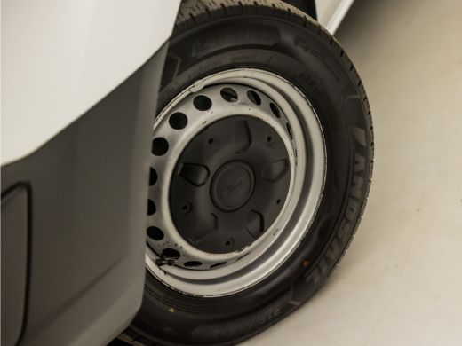 Ford Transit Custom 270 2.0 TDCI L1H1 (AIRCO, 3 ZITPLAATSEN, BLUETOOTH, SPORTSTOELEN, TREKHAAK, NIEUWE APK, NIEUWSTAAT) ActivLease financial lease