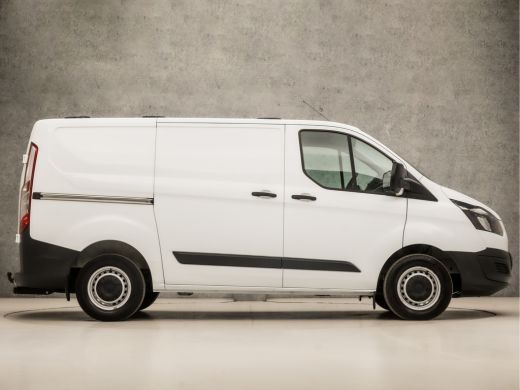 Ford Transit Custom 270 2.0 TDCI L1H1 (AIRCO, 3 ZITPLAATSEN, BLUETOOTH, SPORTSTOELEN, TREKHAAK, NIEUWE APK, NIEUWSTAAT) ActivLease financial lease