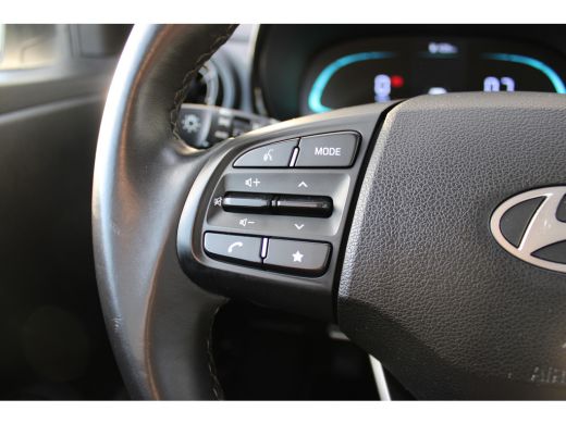 Hyundai i10 1.0 Comfort | DAB ontvanger | Airco | Cruise Control | Lane Assist | Start Stop | ActivLease financial lease