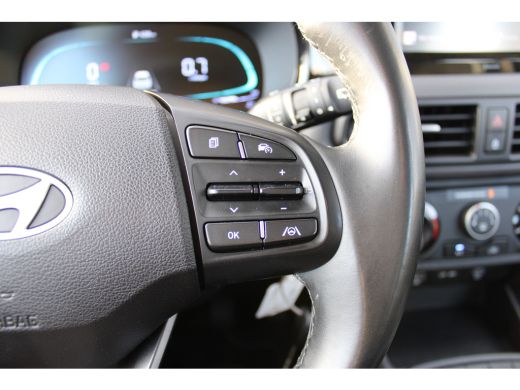 Hyundai i10 1.0 Comfort | DAB ontvanger | Airco | Cruise Control | Lane Assist | Start Stop | ActivLease financial lease