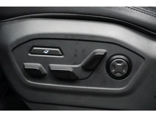 Hyundai Santa Fe 1.6 T-GDI PHEV Black Line 4WD 7p. | Afn. Trekhaak | Vol-Leder | Elektr. Stoelen | Adaptive Cruise... ActivLease financial lease