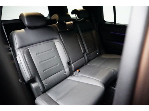 Hyundai Santa Fe 1.6 T-GDI PHEV Black Line 4WD 7p. | Afn. Trekhaak | Vol-Leder | Elektr. Stoelen | Adaptive Cruise... ActivLease financial lease