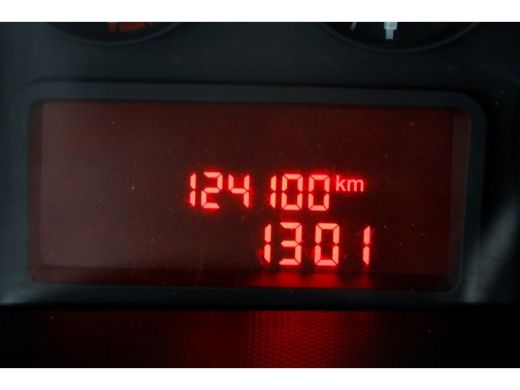 Iveco Daily 35C15 3.0 150pk L4H2 Dubbel Lucht Airco/Trekhaak 3500kg 03-2019 ActivLease financial lease