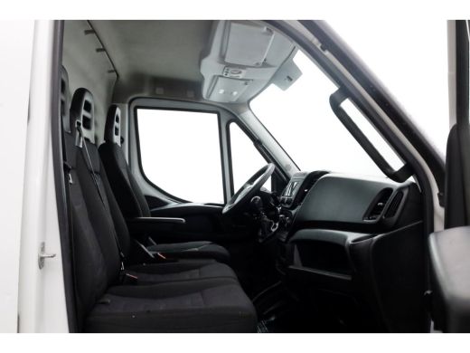 Iveco Daily 35C15 3.0 150pk L4H2 Dubbel Lucht Airco/Trekhaak 3500kg 03-2019 ActivLease financial lease
