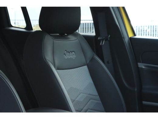 Jeep Avenger 1.2 e-Hybrid Summit | Adaptieve Cruise | Stoelverwarming | JBL Audio | Elektr. klep | Keyless | N... ActivLease financial lease