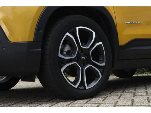 Jeep Avenger 1.2 e-Hybrid Summit | Adaptieve Cruise | Stoelverwarming | JBL Audio | Elektr. klep | Keyless | N... ActivLease financial lease