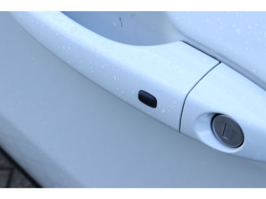 Jeep Compass 4xe 240 Plug-in Hybrid Electric Upland | Adaptieve Cruise | Stoel+Stuurverwarming | Navigatie | K... ActivLease financial lease