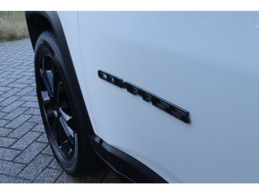 Jeep Compass 4xe 240 Plug-in Hybrid Electric Upland | Adaptieve Cruise | Stoel+Stuurverwarming | Navigatie | K... ActivLease financial lease