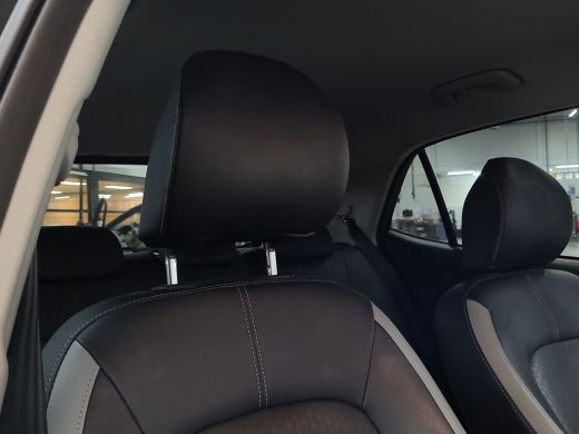 Kia Picanto 1.0 T-GDI X-Line | Camera | Stuur/stoelverwarming | Keyless ActivLease financial lease