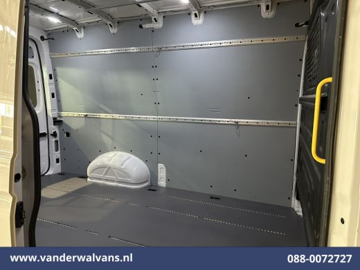MAN TGE 2.0 TDI 140pk L2H2 Euro6 Imperiaal | Trap | 3000kg Trekhaak Bijrijdersbank ActivLease financial lease
