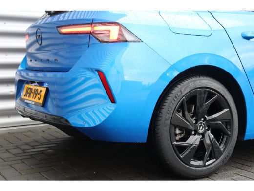 Opel Astra 1.2 TURBO 130PK GS-LINE AUTOMAAT / NAVI / LEDER / CLIMA / LED / PDC / AGR / 17" LMV / CAMERA / KE... ActivLease financial lease