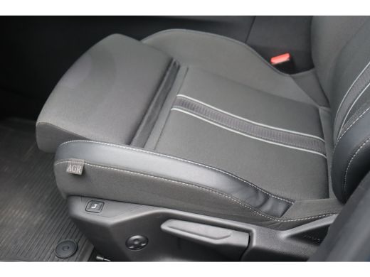 Opel Astra 1.2 TURBO 130PK GS-LINE AUTOMAAT / NAVI / LEDER / CLIMA / LED / PDC / AGR / 17" LMV / CAMERA / KE... ActivLease financial lease