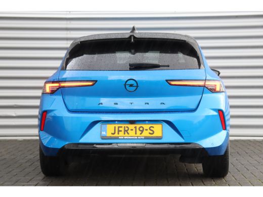 Opel Astra 1.2 TURBO 130PK GS-LINE AUTOMAAT / NAVI / LEDER / CLIMA / LED / PDC / AGR / 17" LMV / CAMERA / KE... ActivLease financial lease