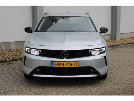 Opel Astra Sports Tourer 1.2 Turbo Business Edition / Navigatie / Camera / AGR / Stuur -en Stoelverwarmd / K... ActivLease financial lease