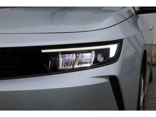 Opel Astra Sports Tourer 1.2 Turbo Business Edition / Navigatie / Camera / AGR / Stuur -en Stoelverwarmd / K... ActivLease financial lease