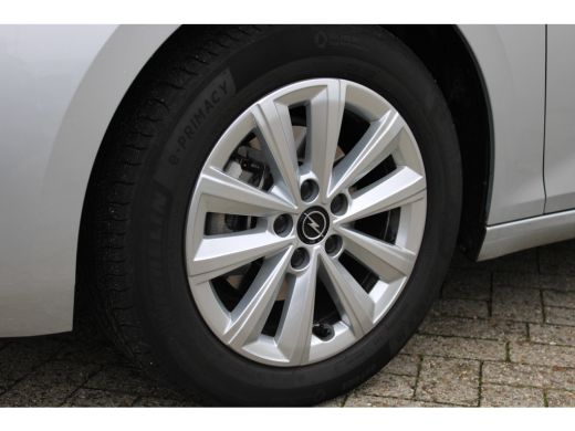 Opel Astra Sports Tourer 1.2 Turbo Business Edition / Navigatie / Camera / AGR / Stuur -en Stoelverwarmd / K... ActivLease financial lease