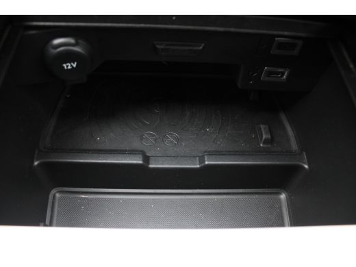 Opel Astra Sports Tourer 1.2 Turbo Business Edition / Navigatie / Camera / AGR / Stuur -en Stoelverwarmd / K... ActivLease financial lease