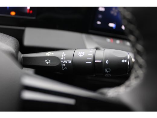 Opel Astra Sports Tourer 1.2 Turbo Business Edition / Navigatie / Camera / AGR / Stuur -en Stoelverwarmd / K... ActivLease financial lease