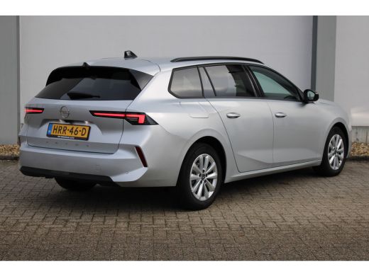 Opel Astra Sports Tourer 1.2 Turbo Business Edition / Navigatie / Camera / AGR / Stuur -en Stoelverwarmd / K... ActivLease financial lease