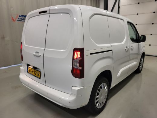 Opel Combo 1.2Turbo 111pk Benzine! ActivLease financial lease