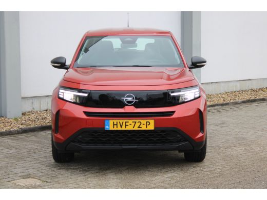 Opel Frontera Electric Edition 44 kWh / Navigatie / Camera / Parkeersensoren / Draadloos telefoonlader / DAB / LED ActivLease financial lease