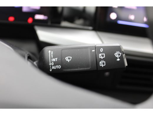 Opel Frontera Electric Edition 44 kWh / Navigatie / Camera / Parkeersensoren / Draadloos telefoonlader / DAB / LED ActivLease financial lease