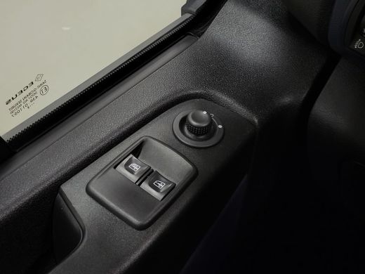 Opel Vivaro 1.6CDTI 9-Personenbus - Excl. BTW / BPM vrij Euro 6! ActivLease financial lease