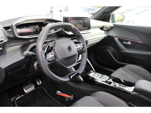 Peugeot 2008 1.2 Hybrid 136 GT | Automaat | Navigatie | Camera | Panorama/schuifdak | Mild Hybrid | Nieuw model | ActivLease financial lease