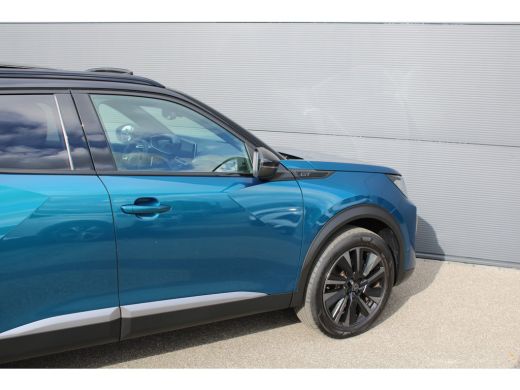 Peugeot 2008 1.2 Hybrid 136 GT | Automaat | Navigatie | Camera | Panorama/schuifdak | Mild Hybrid | Nieuw model | ActivLease financial lease