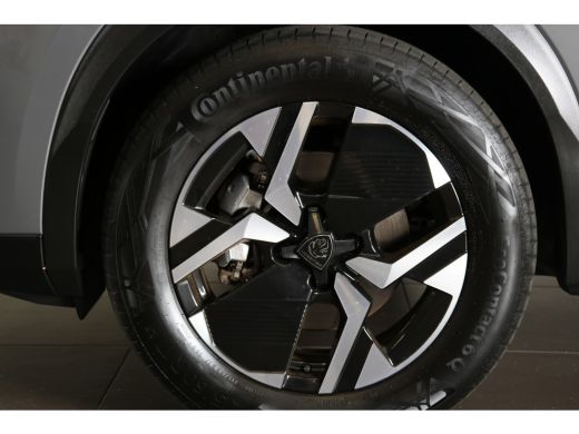 Peugeot 2008 1.2 Hybrid 136 GT | Navi | Camera | Ad. Cruise control | LMV 17'|  Keyless Entry | Apple Carplay ... ActivLease financial lease