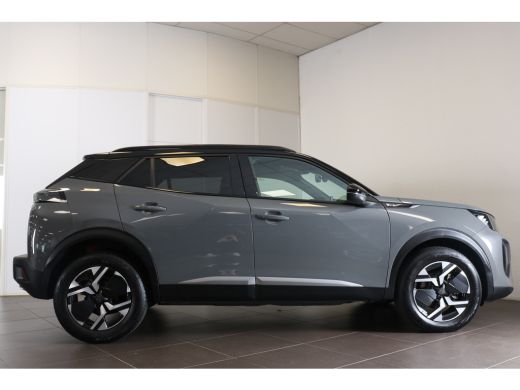 Peugeot 2008 1.2 Hybrid 136 GT | Navi | Camera | Ad. Cruise control | LMV 17'|  Keyless Entry | Apple Carplay ... ActivLease financial lease