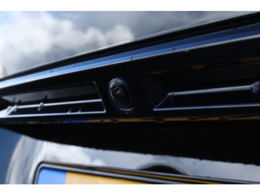 Peugeot 2008 1.2 Hybrid 145 Allure | Adaptieve Cruise | 360 Camera | Navi | Carplay | Keyless | Dodehoekdetectie ActivLease financial lease