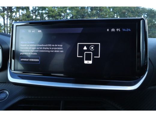 Peugeot 2008 1.2 Hybrid 145 Allure | Adaptieve Cruise | 360 Camera | Navi | Carplay | Keyless | Dodehoekdetectie ActivLease financial lease