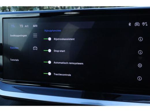 Peugeot 2008 1.2 Hybrid 145 Allure | Adaptieve Cruise | 360 Camera | Navi | Carplay | Keyless | Dodehoekdetectie ActivLease financial lease