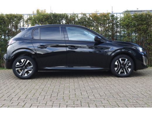 Peugeot 208 1.2 Hybrid 110 e-DCS6 Allure | Adaptieve Cruise | 360 Camera | Navigatie | Carplay | LED ActivLease financial lease