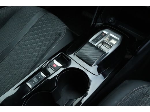 Peugeot 208 1.2 Hybrid 110 e-DCS6 Allure | Adaptieve Cruise | 360 Camera | Navigatie | Carplay | LED ActivLease financial lease