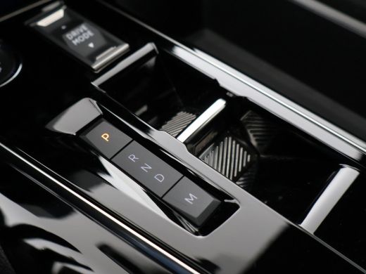 Peugeot 3008 1.2 HYBRID 145 PK AUT. GT / GT-LINE + STOELVERW. | CAMERA | ADAPTIVE CRUISE | CARPLAY | 18 INCH ActivLease financial lease