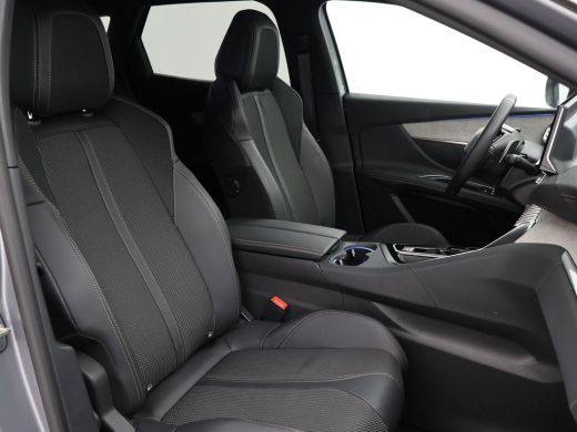 Peugeot 3008 1.2 HYBRID 145 PK AUT. GT / GT-LINE + STOELVERW. | CAMERA | ADAPTIVE CRUISE | CARPLAY | 18 INCH ActivLease financial lease