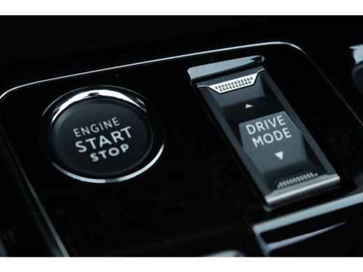 Peugeot 3008 1.6 HYbrid 225 GT | Panoramadak | ACC + Drive Assist | Camera | Navi | LED | Carplay | Keyless | ... ActivLease financial lease