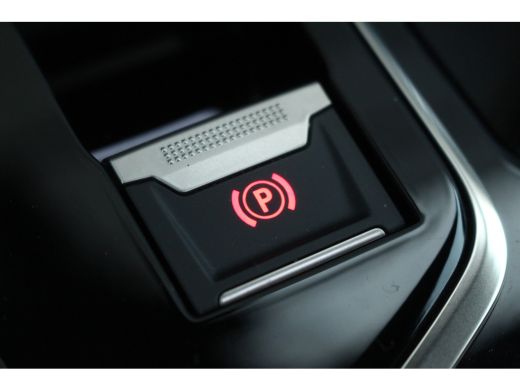 Peugeot 3008 1.6 HYbrid 225 GT | Panoramadak | ACC + Drive Assist | Camera | Navi | LED | Carplay | Keyless | ... ActivLease financial lease