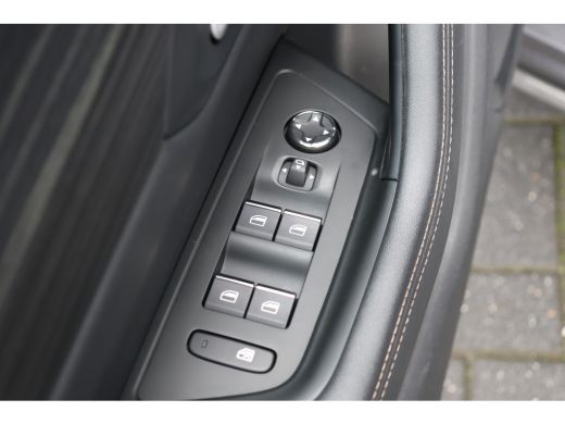 Peugeot 508 SW 1.6 HYBRID 225PK GT PACK AUTOMAAT / NAVI / LEDER / CLIMA / PDC / AGR / 18" LMV / CAMERA / ALCA... ActivLease financial lease