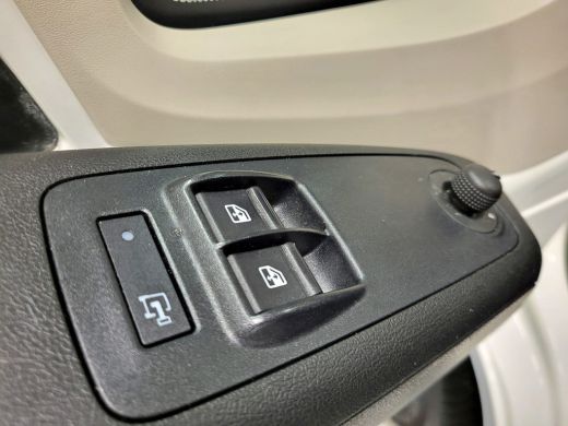 Peugeot Boxer 2.0BlueHDI 164pk L2/H2 Inrichting Euro 6! ActivLease financial lease