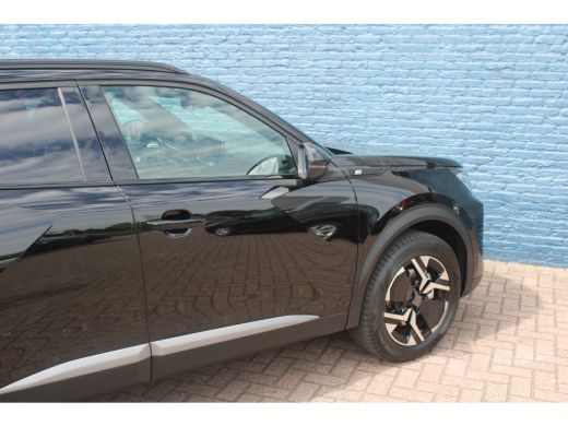 Peugeot e-2008 EV GT 54 kWh | Navigatie | Camera | Fase 3 | Adaptieve cruise | All season | BTW | Nieuw model | ActivLease financial lease