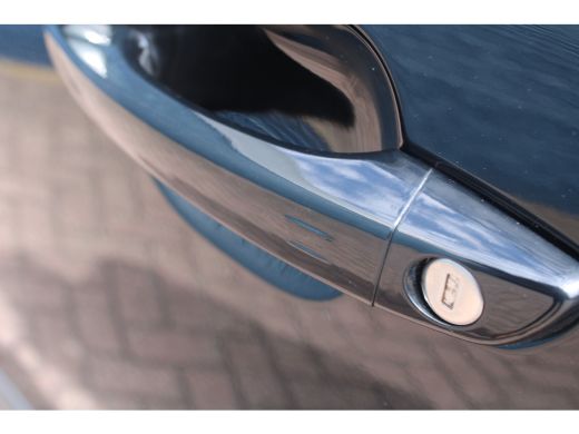 Peugeot e-2008 EV GT 54 kWh | Navigatie | Camera | Fase 3 | Adaptieve cruise | All season | BTW | Nieuw model | ActivLease financial lease