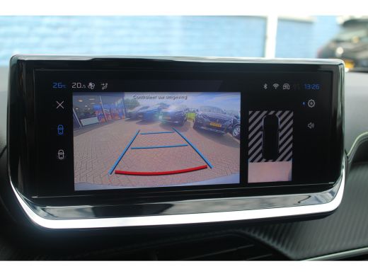 Peugeot e-2008 EV GT 54 kWh | Navigatie | Camera | Fase 3 | Adaptieve cruise | All season | BTW | Nieuw model | ActivLease financial lease